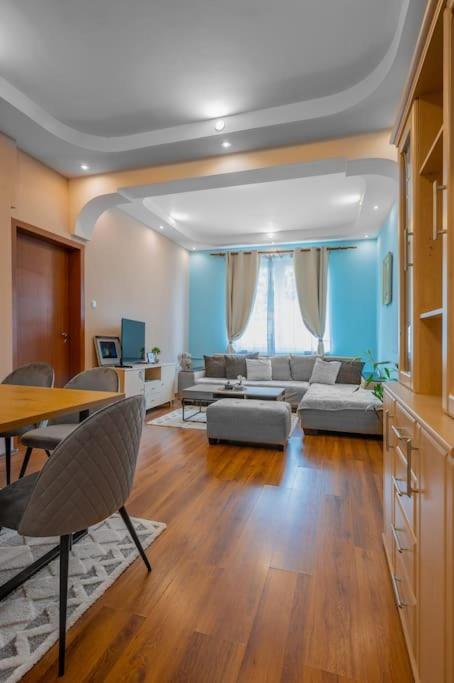 Spacious 3Bd Central Apartment София Экстерьер фото