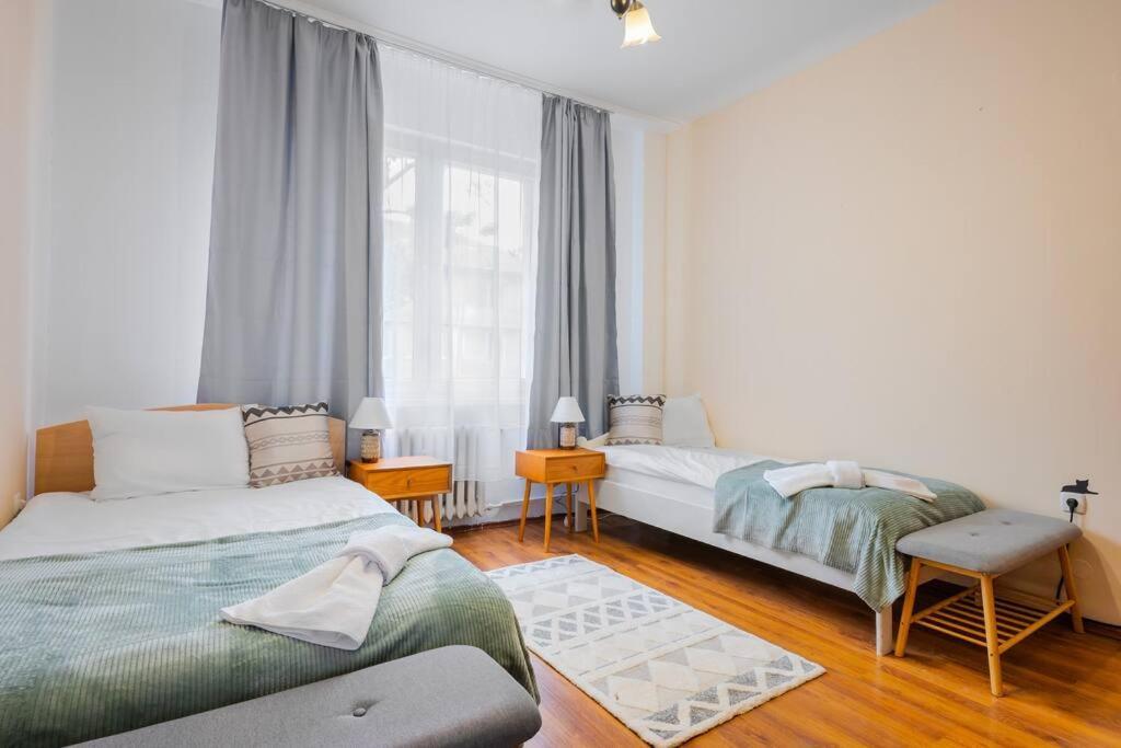 Spacious 3Bd Central Apartment София Экстерьер фото