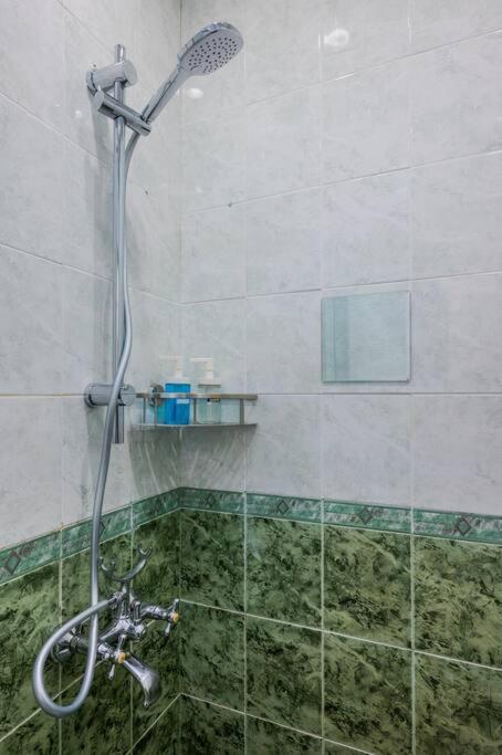 Spacious 3Bd Central Apartment София Экстерьер фото